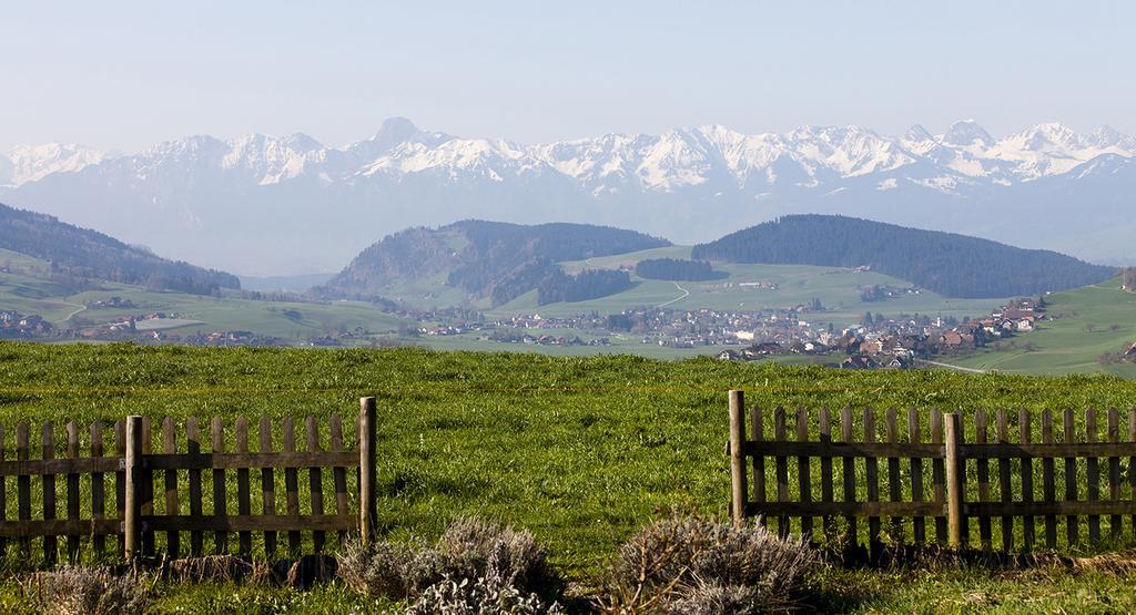 Bio Garni Möschberg Hotell Grosshochstetten Exteriör bild